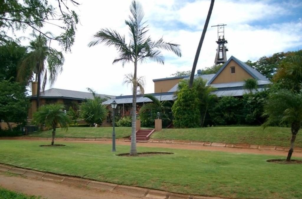 Old Mine Guesthouse Musina Exterior photo